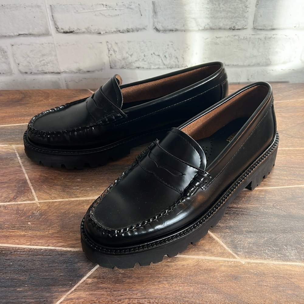 G.H. Bass Loafers Whitney